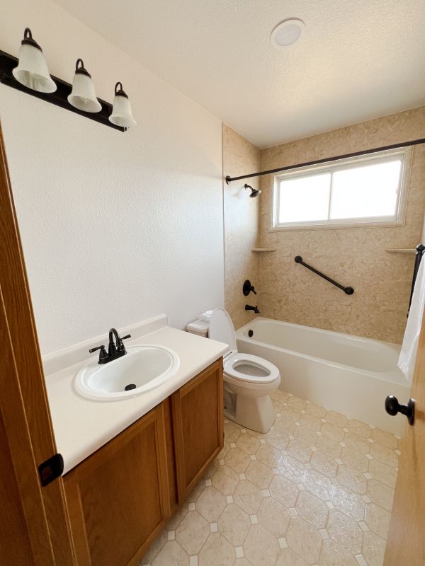Top Bathroom Remodeling Companies in Loveland, OH